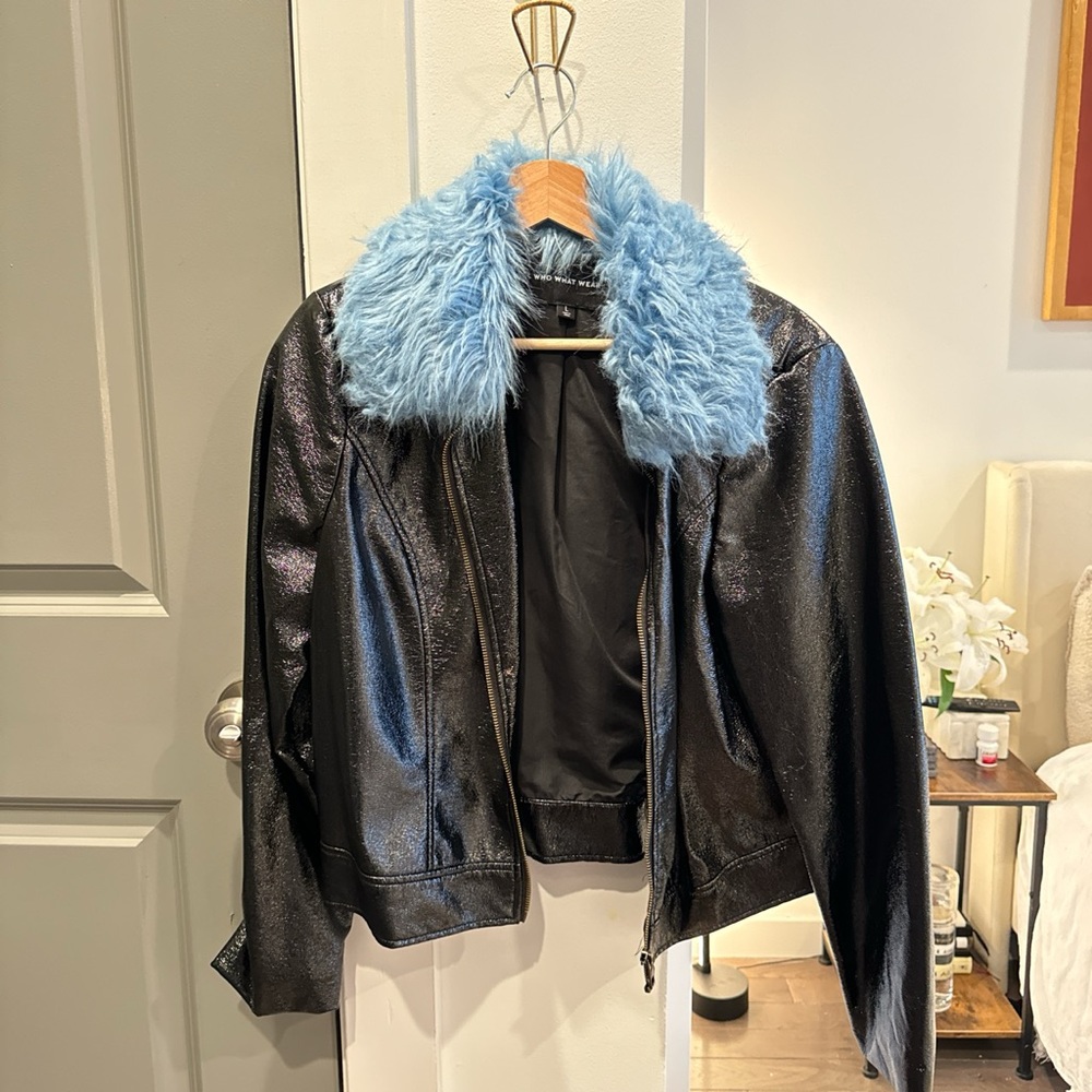 WHO WHAT WEAR Blue Fur Trim Jacket